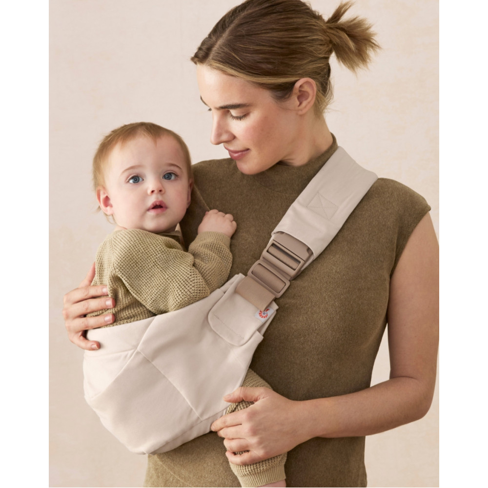 Ergobaby mazuļa kengursoma Upsie Sling - Natural Beige