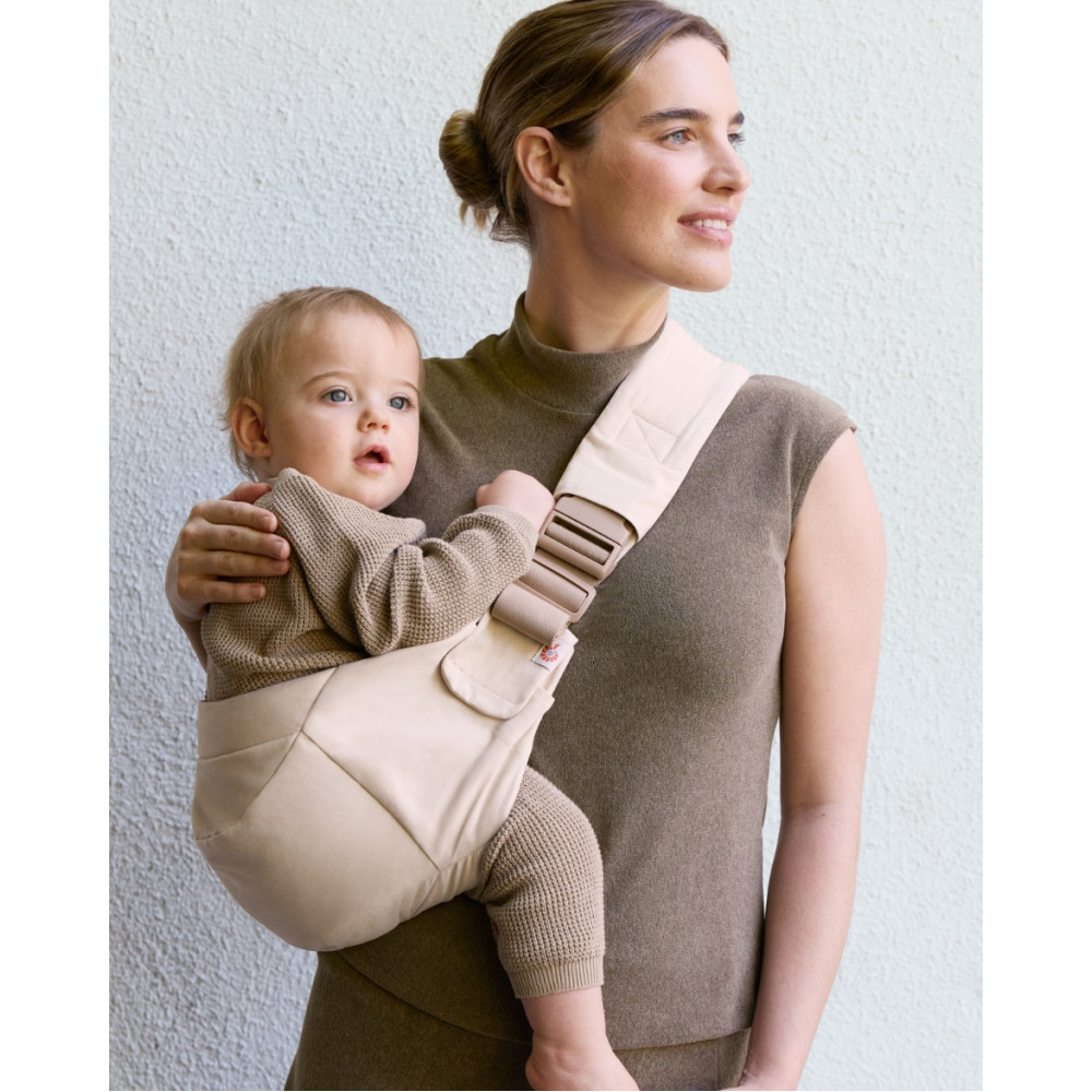 Ergobaby mazuļa kengursoma Upsie Sling - Natural Beige