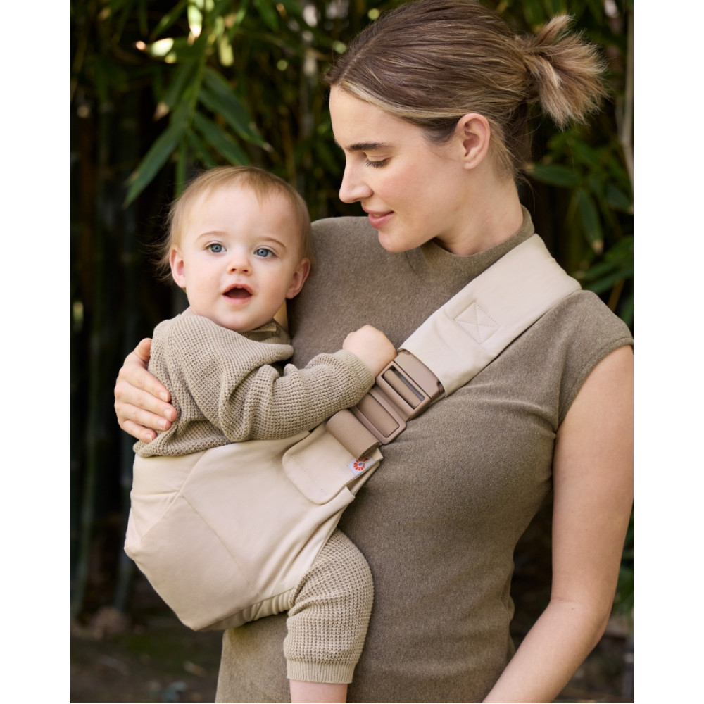 Ergobaby mazuļa kengursoma Upsie Sling - Natural Beige