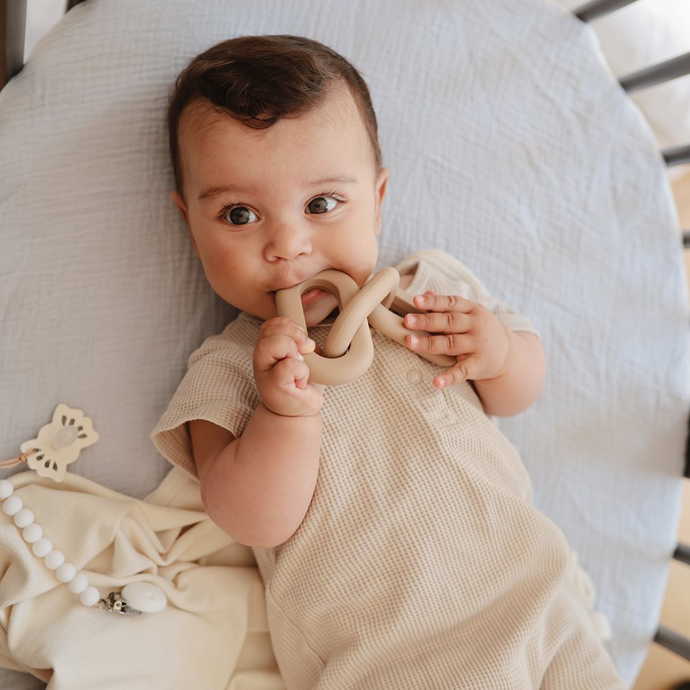 Mushie Teether - Cat - Stone