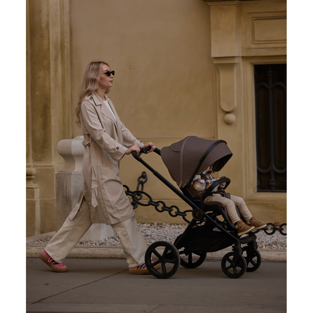 Venicci Upline 2 Brownie pram